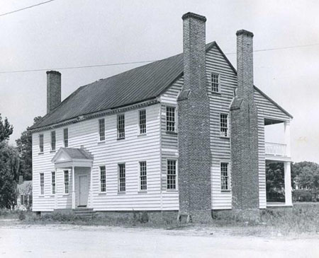 Photo of Barker House, Edenton, NC Built about 1782 by Thomas & Penelope Barker. Courtesy of the NC Museum of History. 