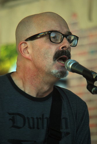 Peter Holsapple performing with the dB's in Chapel Hill, November 1, 2008. Image from Flickr user  Jeffrey L. Cohen.