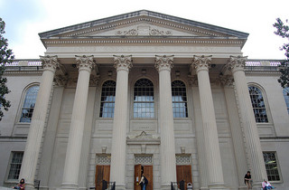 The Louis Round Wilson Library at the University of  North Carolina at Chapel Hill. Image from Flickr user Richard Urban.